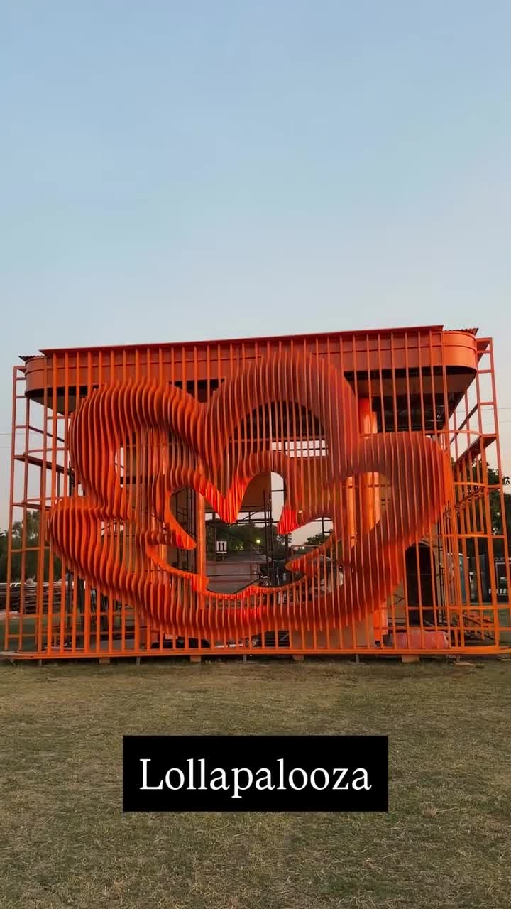 Instalación de gran formato en Lollapalooza